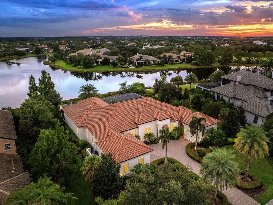 16416 Clearlake Avenue, Lakewood Ranch, FL 34202 - Image #2