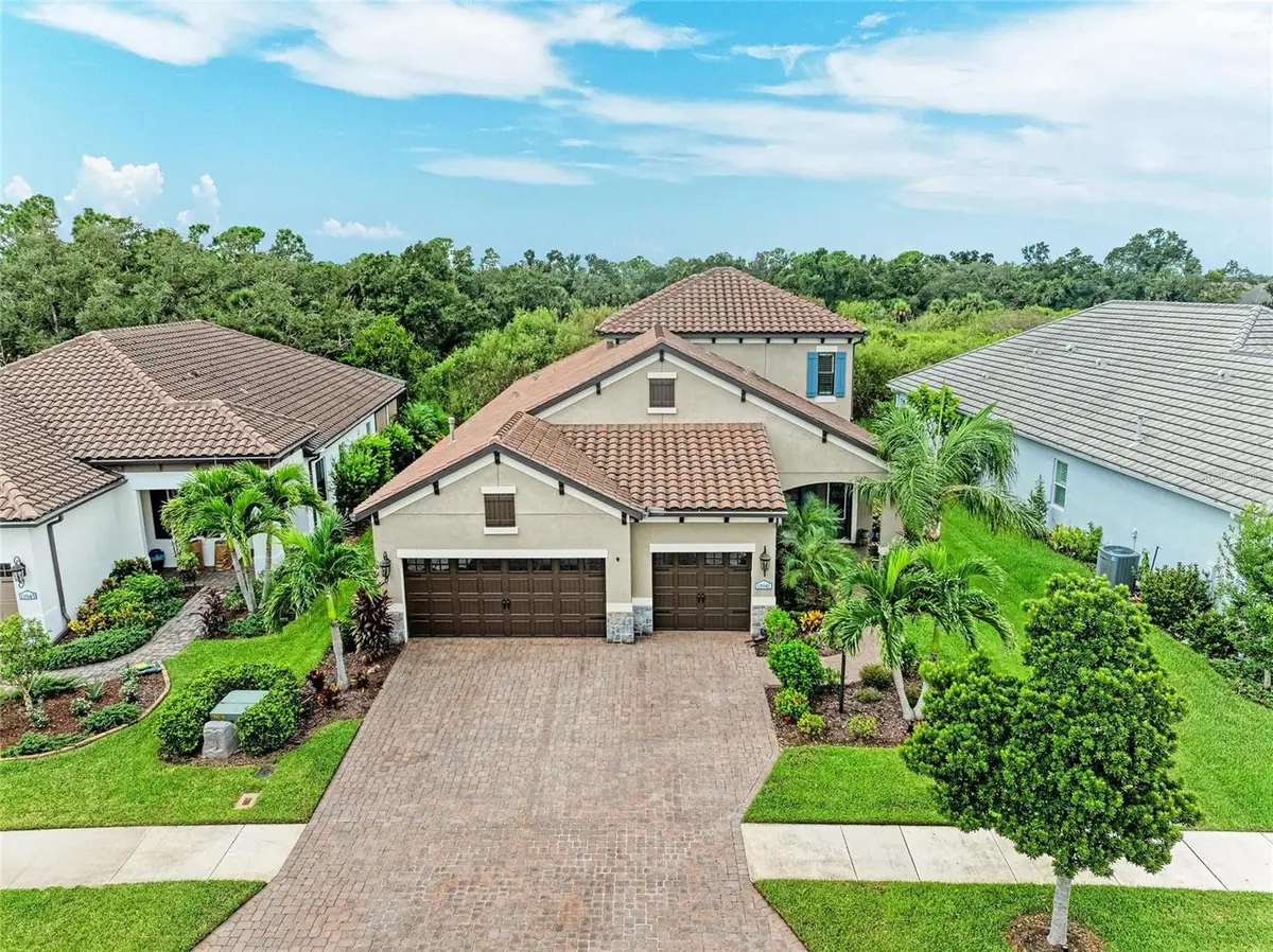 11941 Hunters Creek Road, Venice, FL 34293 - Image #1