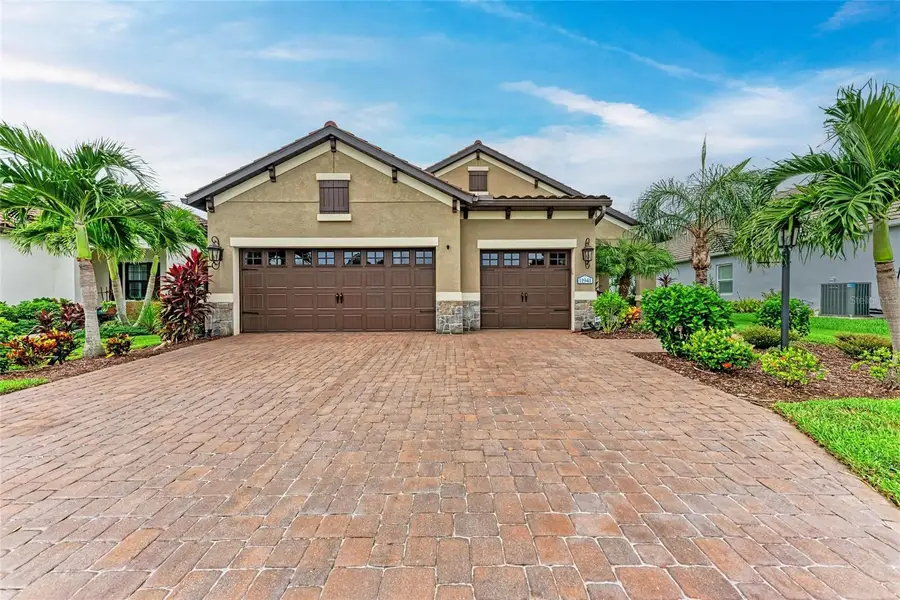 11941 Hunters Creek Road, Venice, FL 34293 - Image #2