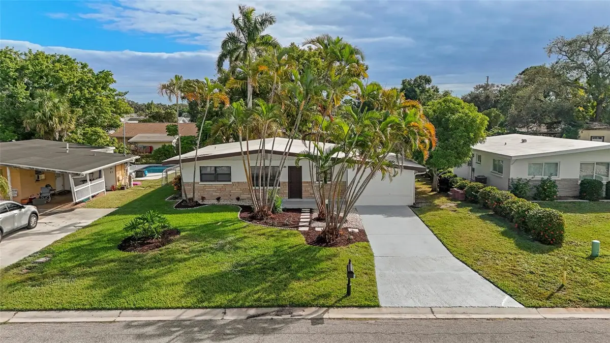 5619 New York Avenue, Sarasota, FL 34231 - Image #1