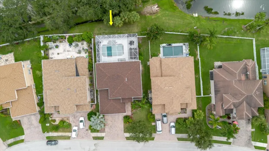 3806 67th Terrace E, Sarasota, FL 34243 - Image #2