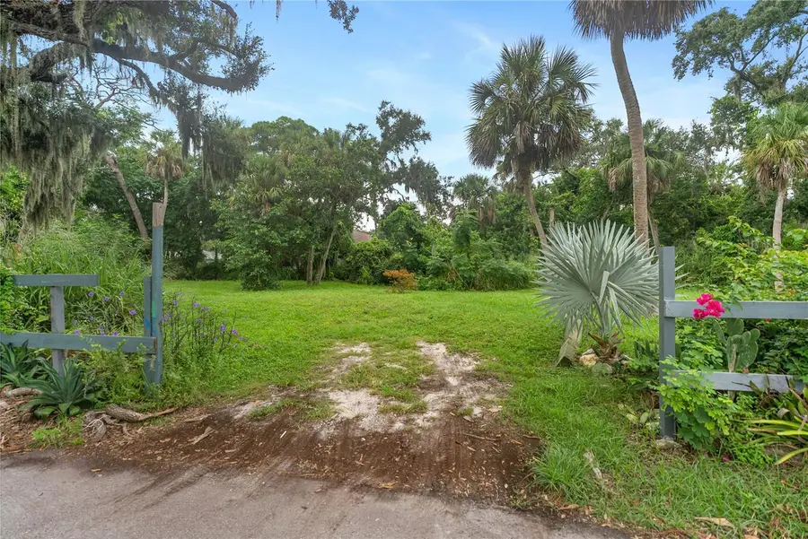 1277 43rd Street, Sarasota, FL 34234 - Image #2