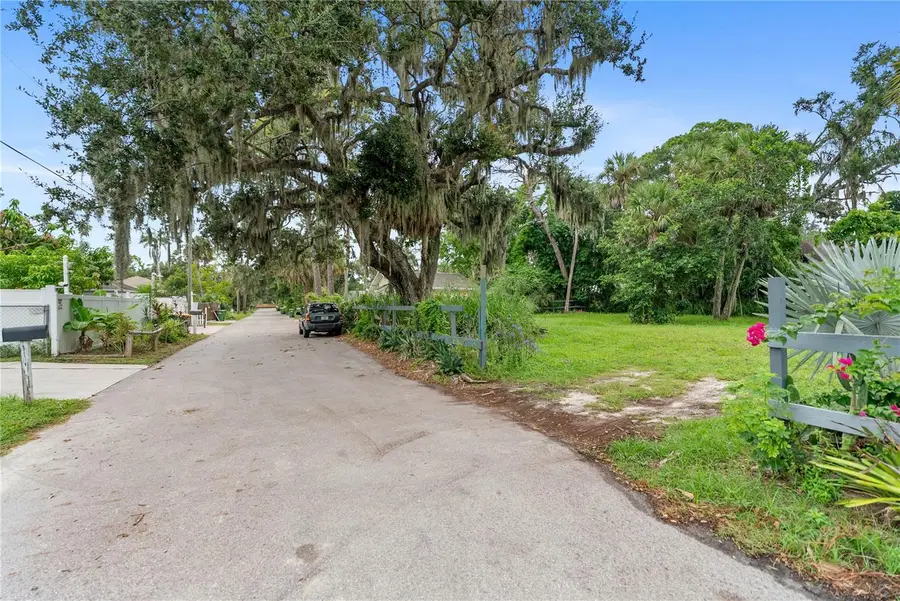 1277 43rd Street, Sarasota, FL 34234 - Image #3