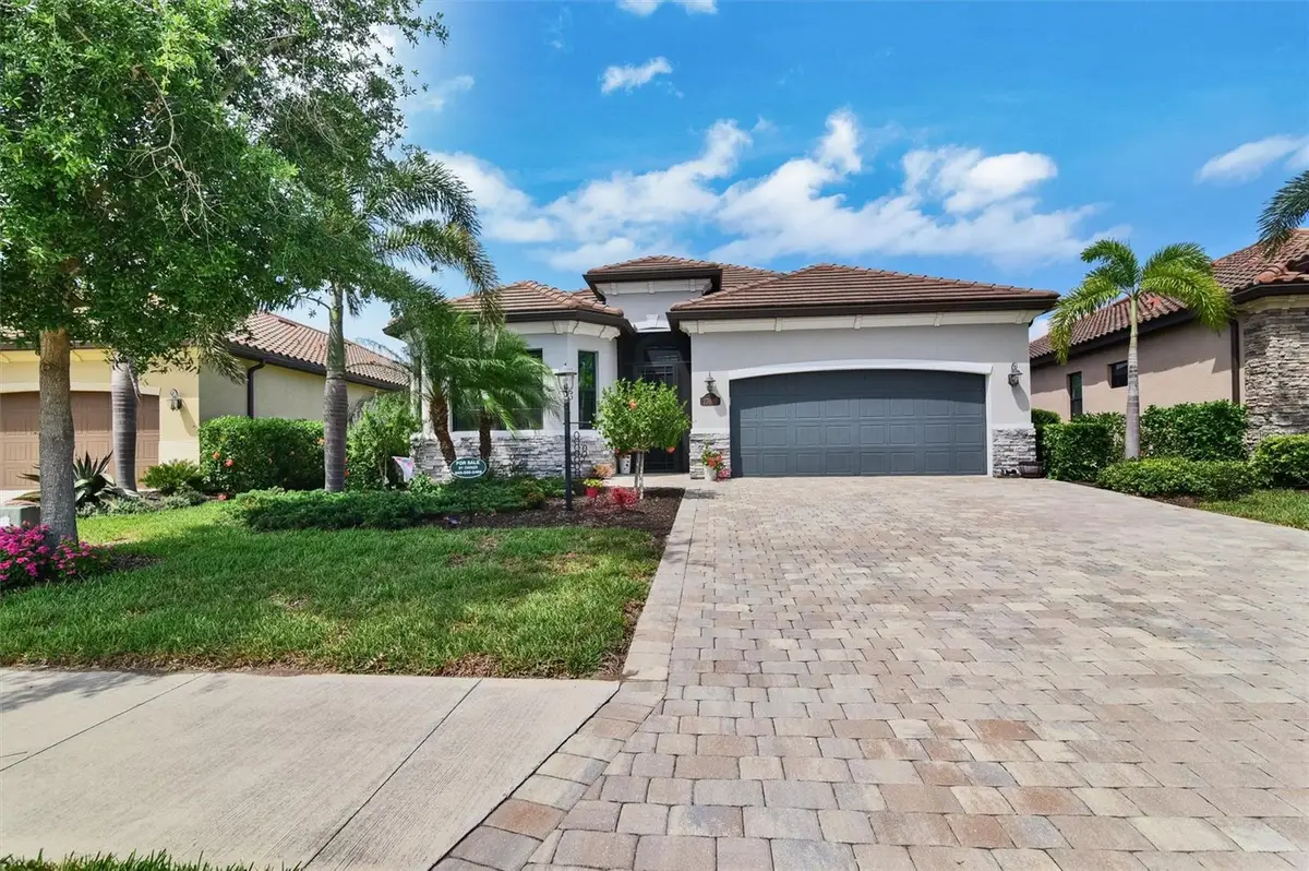 17601 Hickok Belt Loop, Bradenton, FL 34211 - Image #1