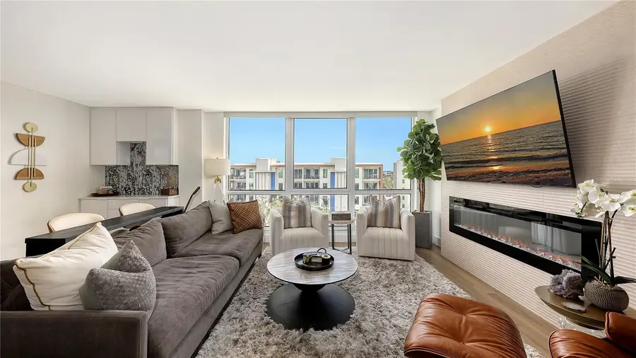 707 S Gulfstream Avenue #604, Sarasota, FL 34236 - Image #2