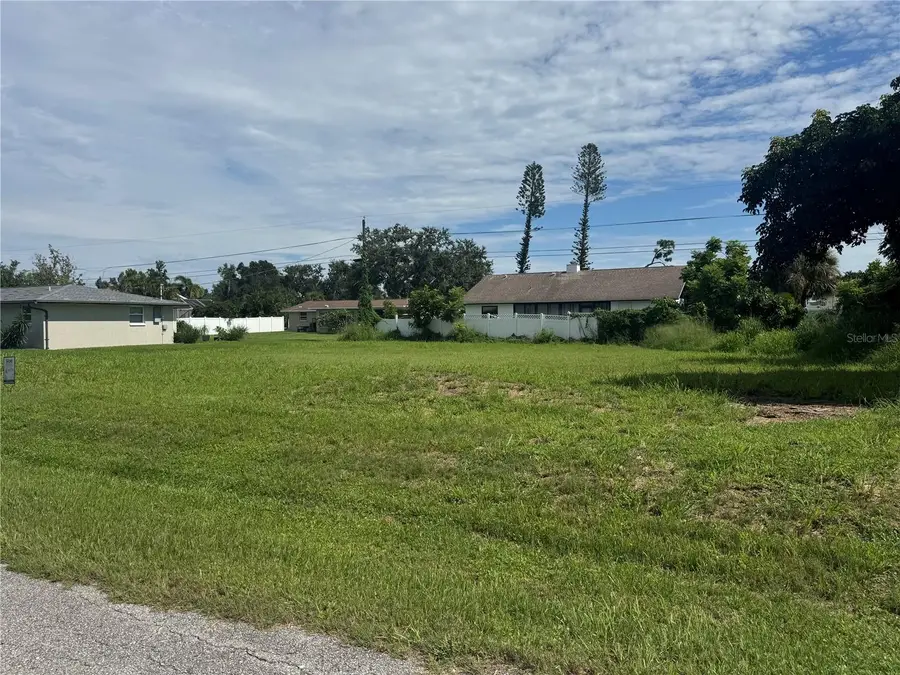 Roslyn Road, Venice, FL 34293 - Image #2