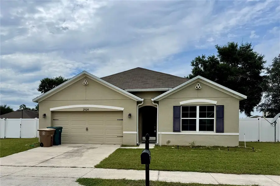 2924 NE 46th Avenue, Ocala, FL 34470 - #2