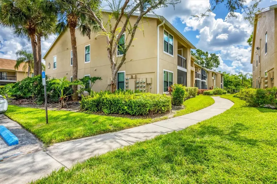 4001 Crockers Lake Boulevard #27, Sarasota, FL 34238 - Image #2