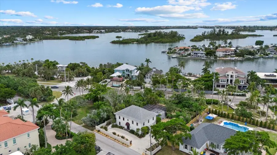 854 Norsota Way, Sarasota, FL 34242 - Image #2