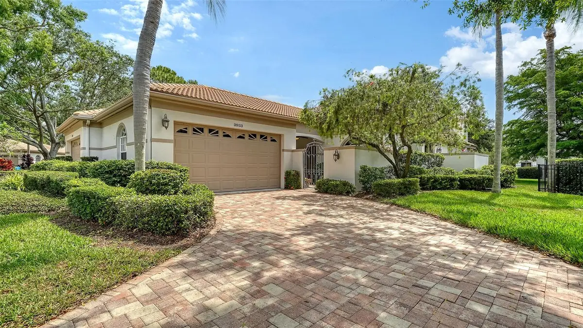 3933 Chatsworth Greene #50, Sarasota, FL 34235 - Image #1