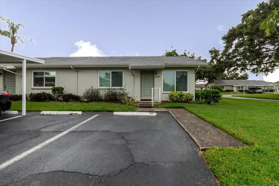 2209 Grenadier Drive, Sun City Center, FL 33573 - Image #3