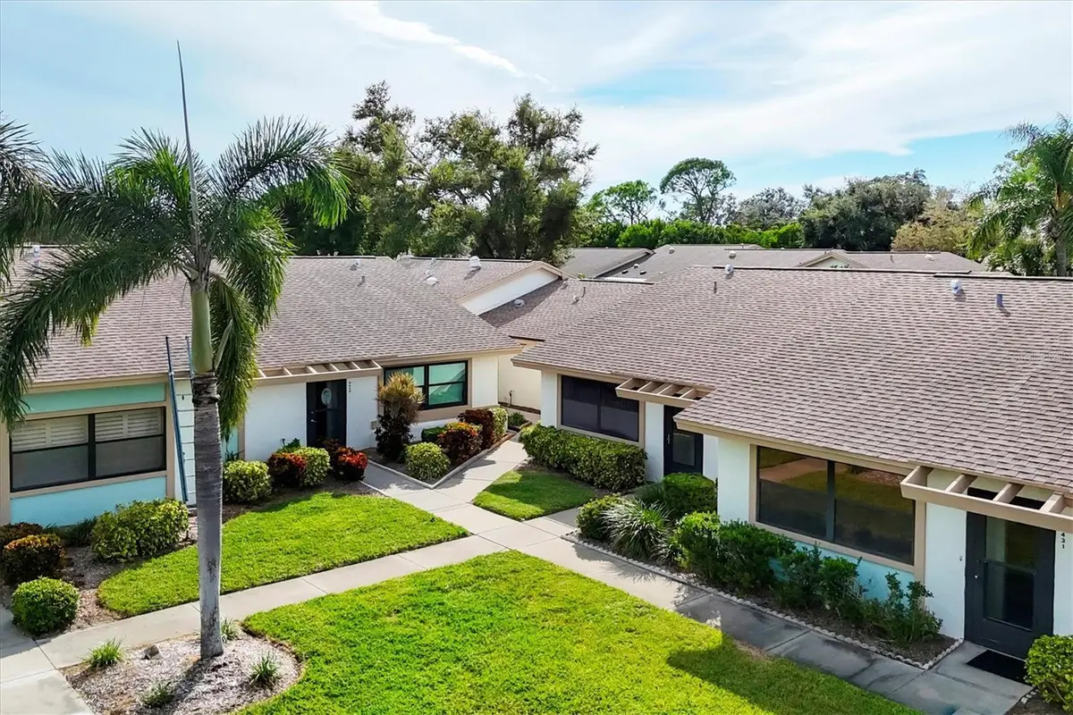 6425 Heritage Lane, Bradenton, FL 34209 - Image #1