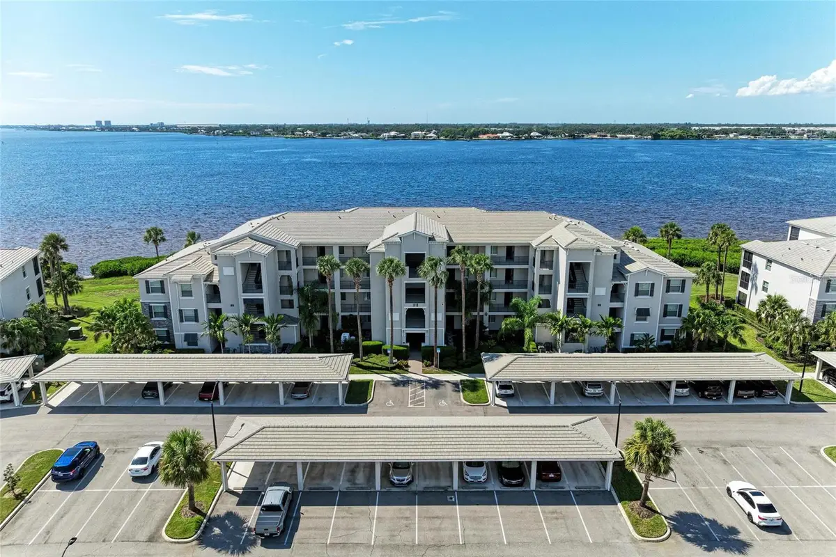 1010 Tidewater Shores Loop #304, Bradenton, FL 34208 - Image #1