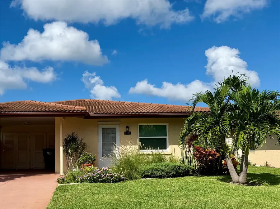 6424 Auburn Avenue, Bradenton, FL 34207 - Image #2