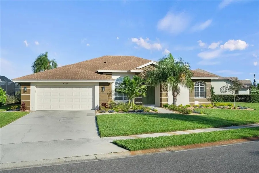 4321 Presidential Avenue Circle E, Bradenton, FL 34203 - Image #2