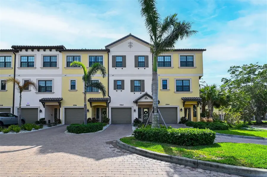 5560 Cannes Circle #3-106, Sarasota, FL 34231 - Image #2