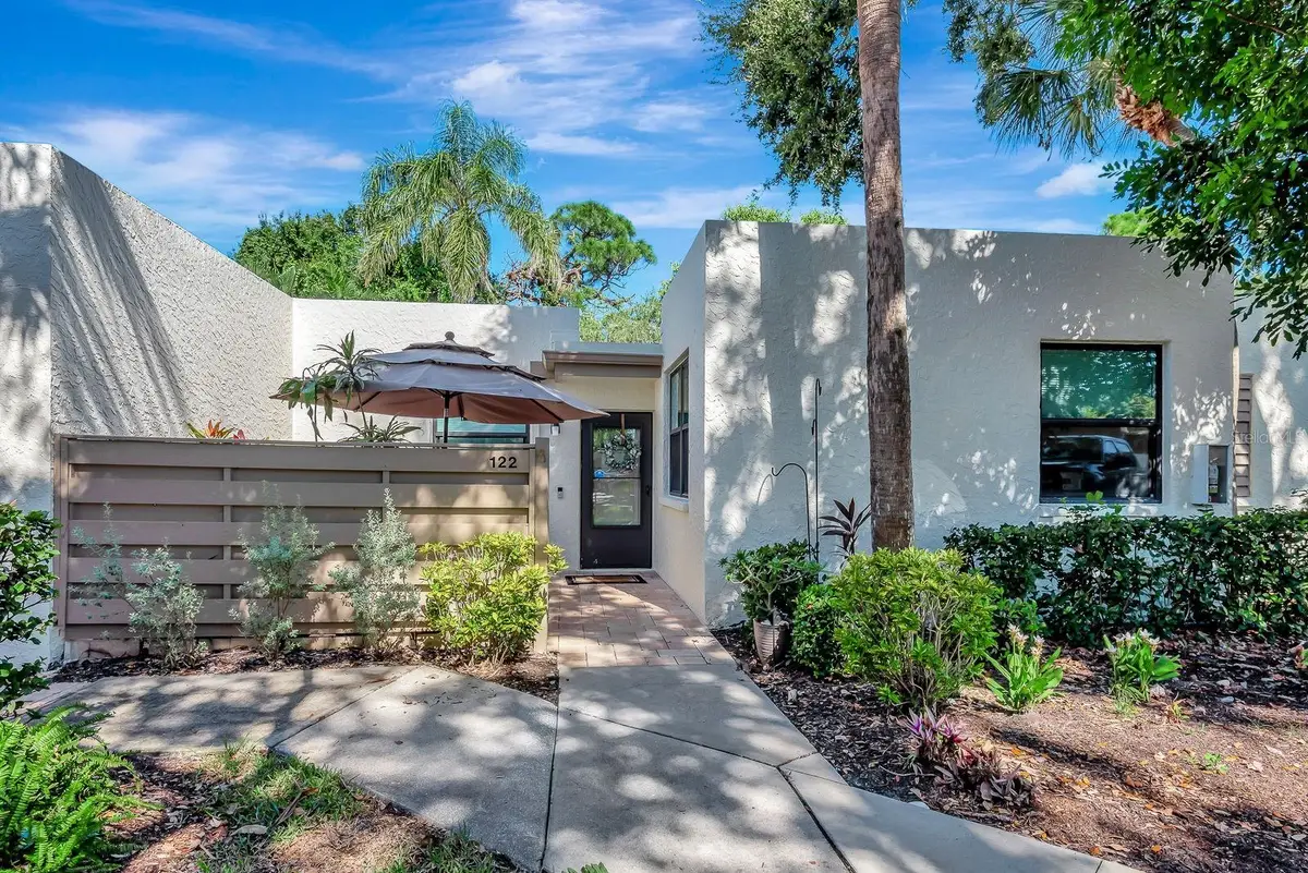 122 Pinehurst Drive #122, Bradenton, FL 34210 - Image #1