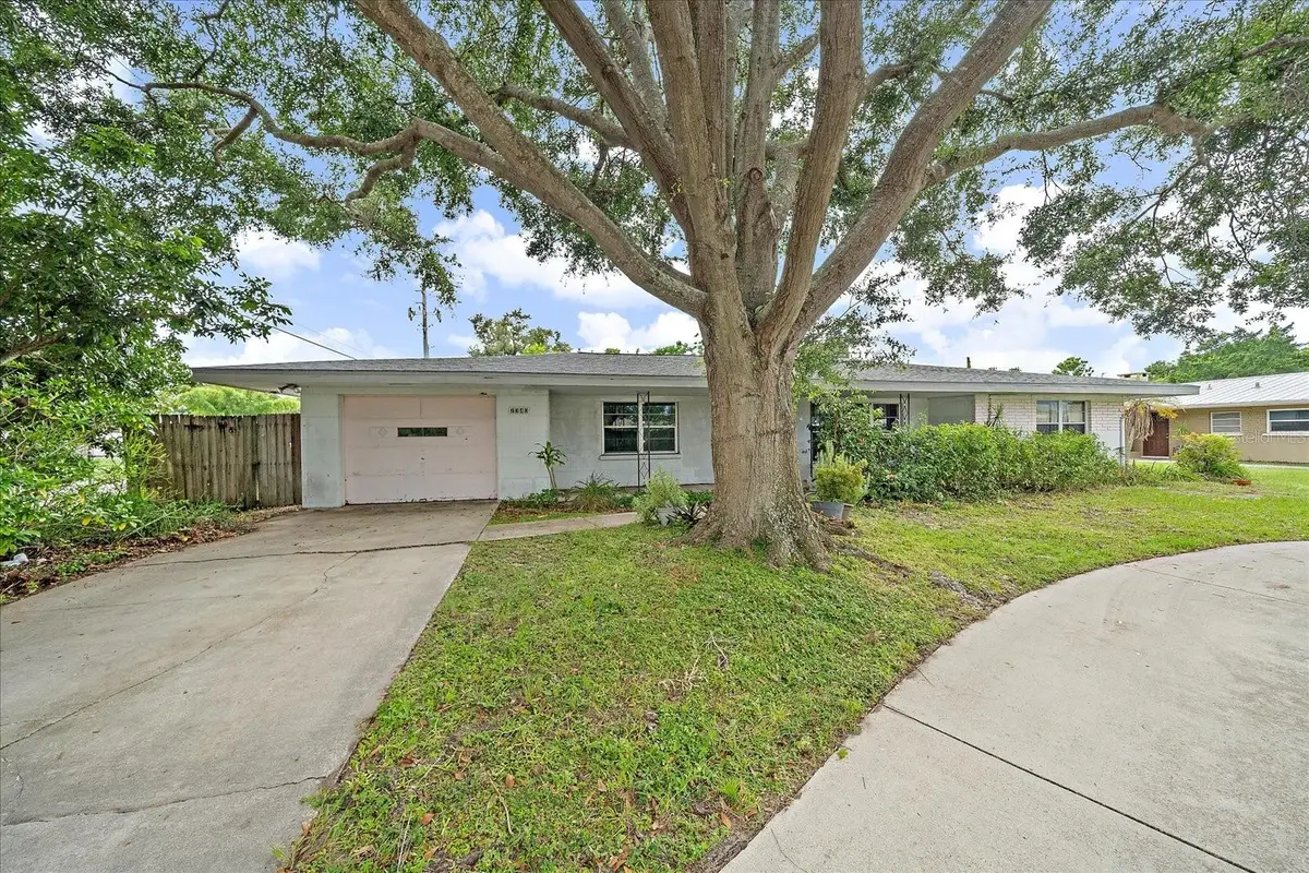 2340 Valencia Drive, Sarasota, FL 34239 - Image #1