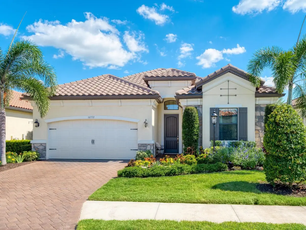 16532 Hillside Circle, Lakewood Ranch, FL 34202 - Image #1