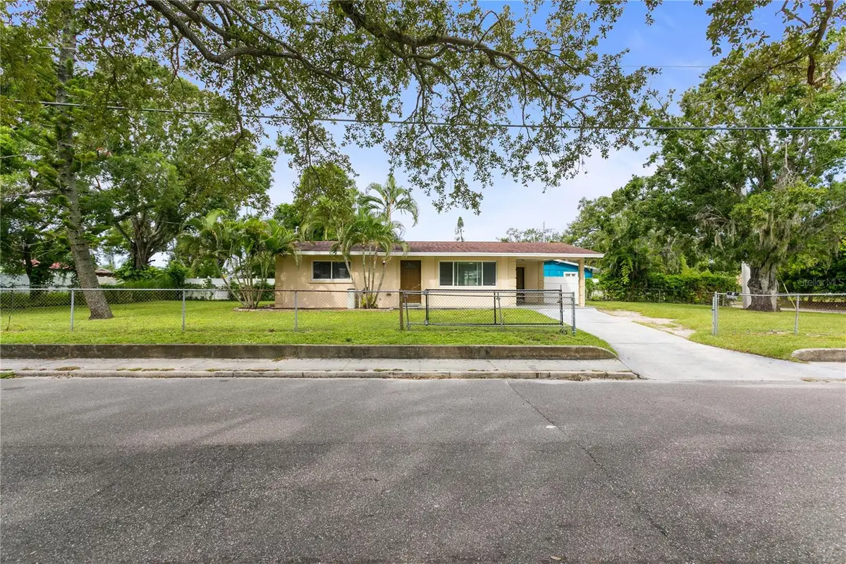 1904 5th Street W, Bradenton, FL 34205 - Image #1