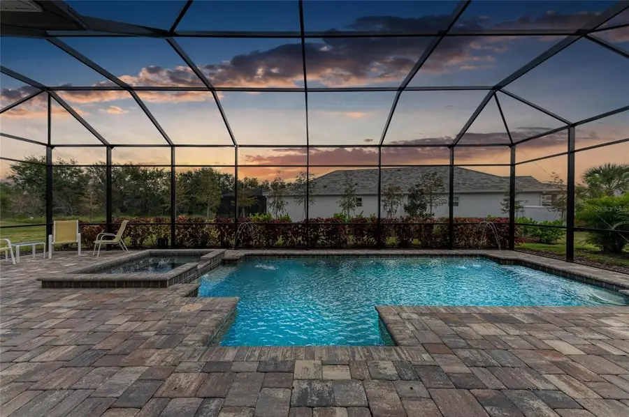 990 Seascape Place, Sarasota, FL 34240 - Image #2