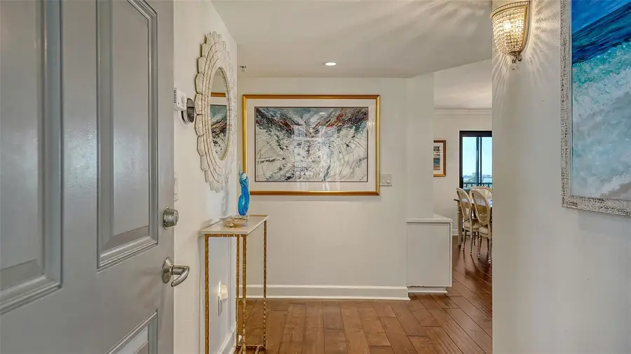 1100 Benjamin Franklin Drive #604, Sarasota, FL 34236 - Image #3