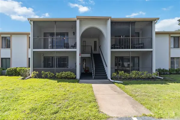 952 Courtyard Lane #32-c, ORLANDO, FL 32825