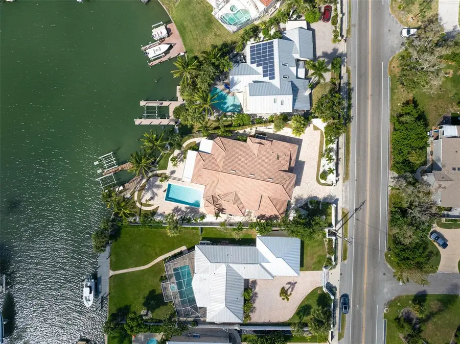 548 Siesta Drive, Sarasota, FL 34242 - Image #2