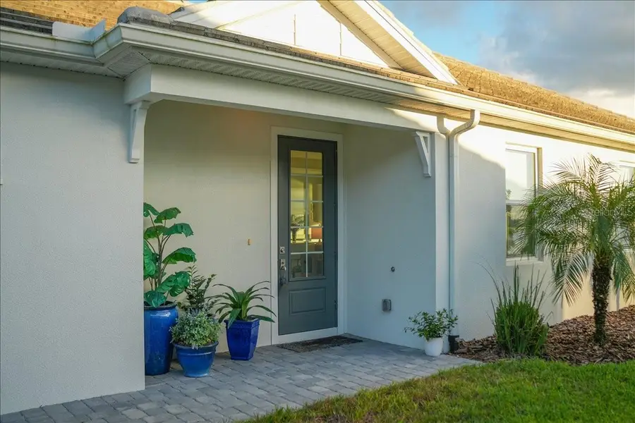 977 Crosswind Avenue, Sarasota, FL 34240 - Image #3