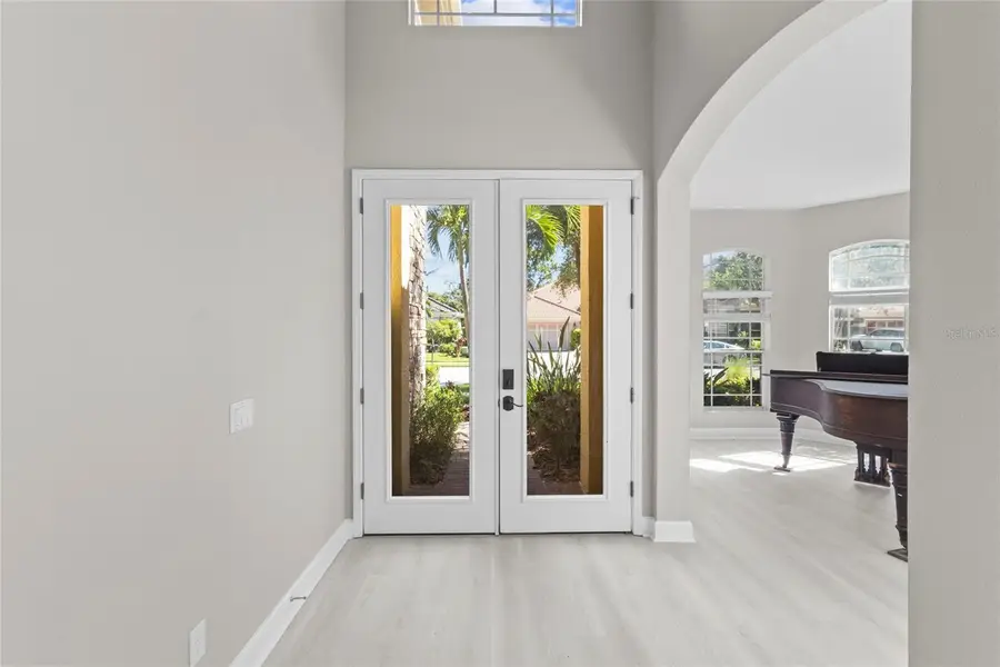 8134 Santa Rosa Court, Sarasota, FL 34243 - Image #2