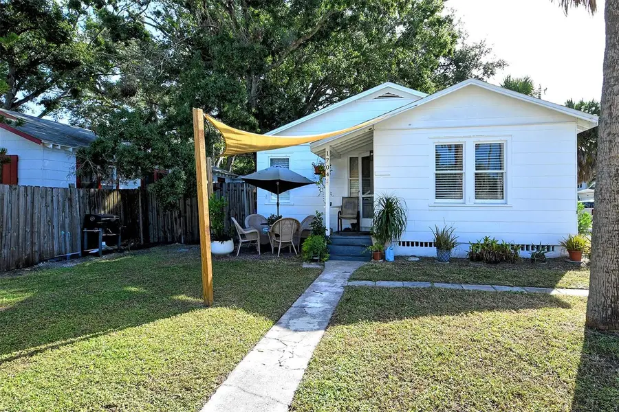 1704 Cocoanut Avenue, Sarasota, FL 34234 - Image #2