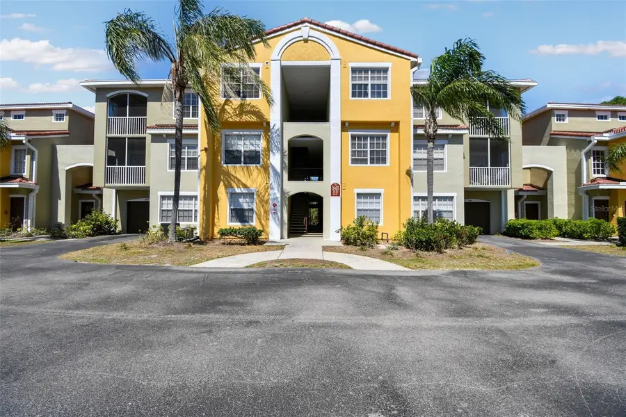 5401 Bentgrass Drive #1-302, Sarasota, FL 34235 - Image #2