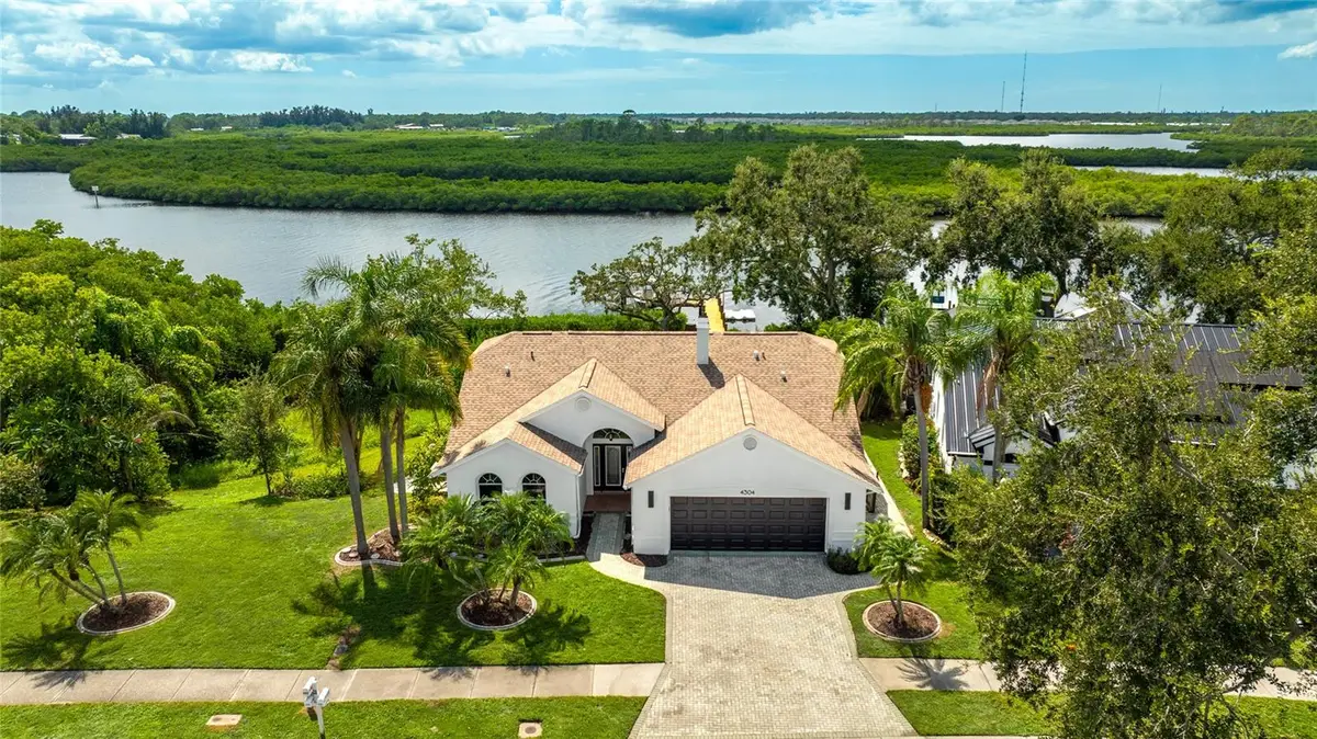 4304 14th Avenue E, Bradenton, FL 34208 - Image #1