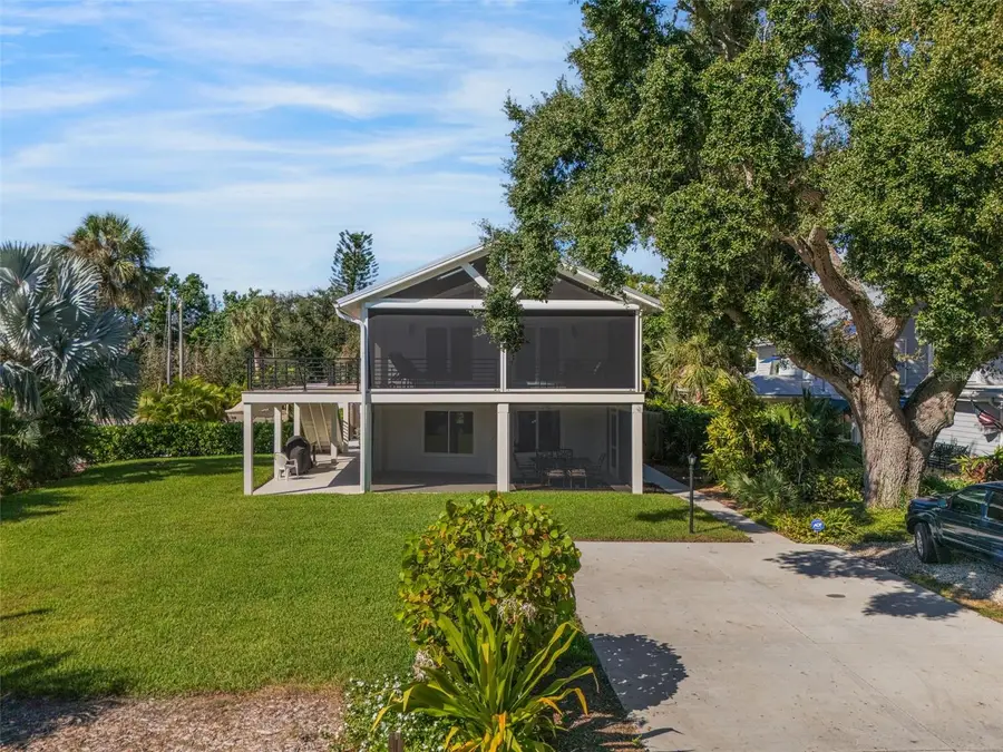 38 W Bay Street, Osprey, FL 34229 - Image #3