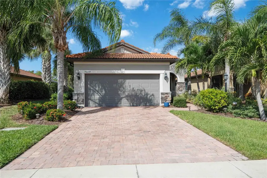 16654 Blackwater Terrace, Bradenton, FL 34202 - Image #2