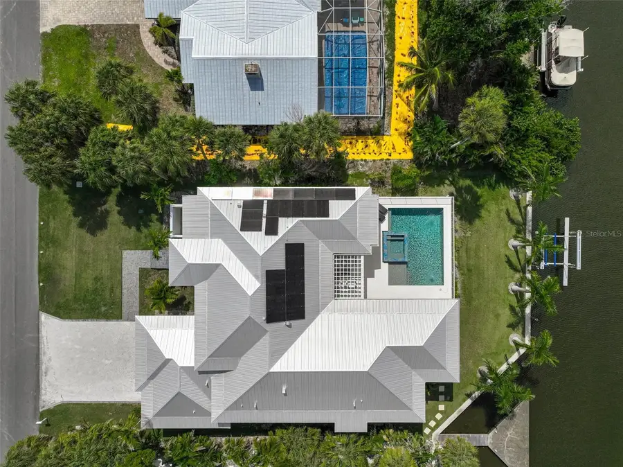 5058 Windward Avenue, Sarasota, FL 34242 - Image #2