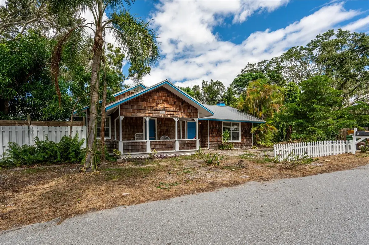 747 42nd Street, Sarasota, FL 34234 - Image #1