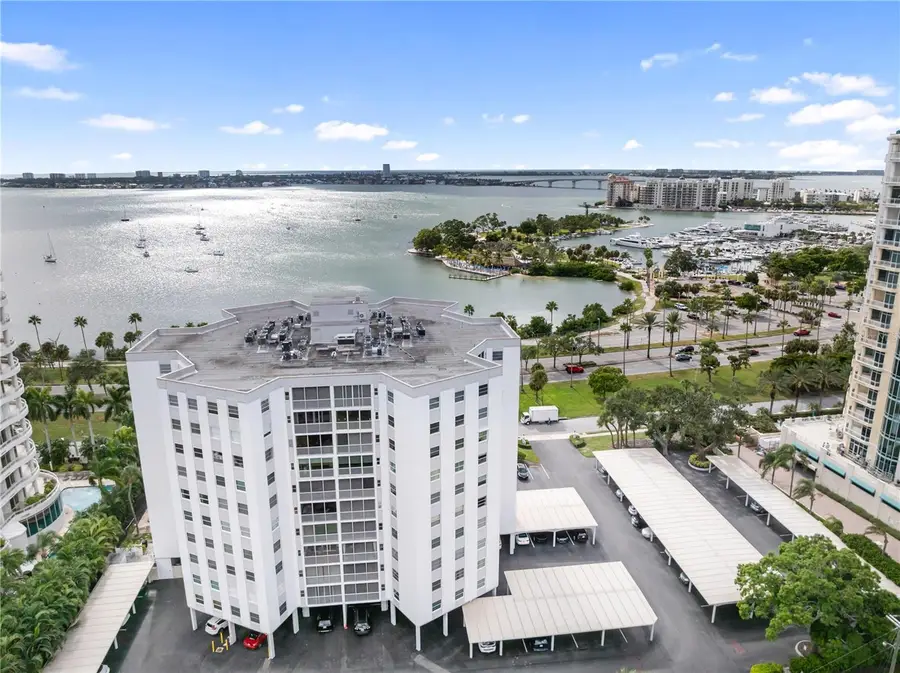 435 S Gulfstream Avenue #403, Sarasota, FL 34236 - Image #2
