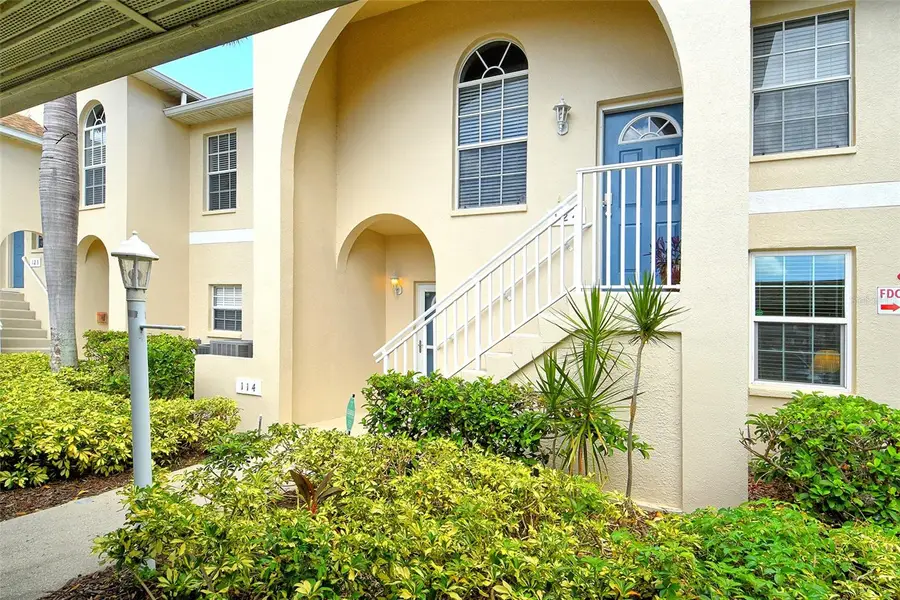 8355 Glenrose Way #114, Sarasota, FL 34238 - Image #3