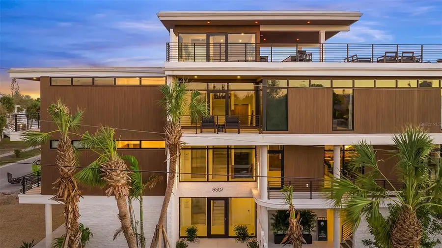 5507 Calle Del Invierno, Sarasota, FL 34242 - Image #3