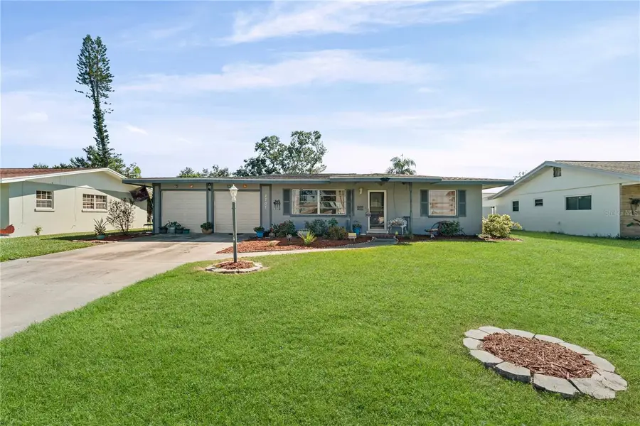 2707 27th Avenue Drive W, Bradenton, FL 34205 - Image #2