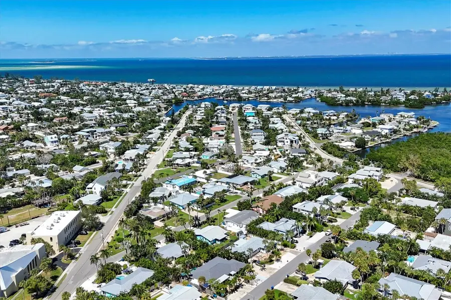 208 82nd Street #B, Holmes Beach, FL 34217 - Image #2