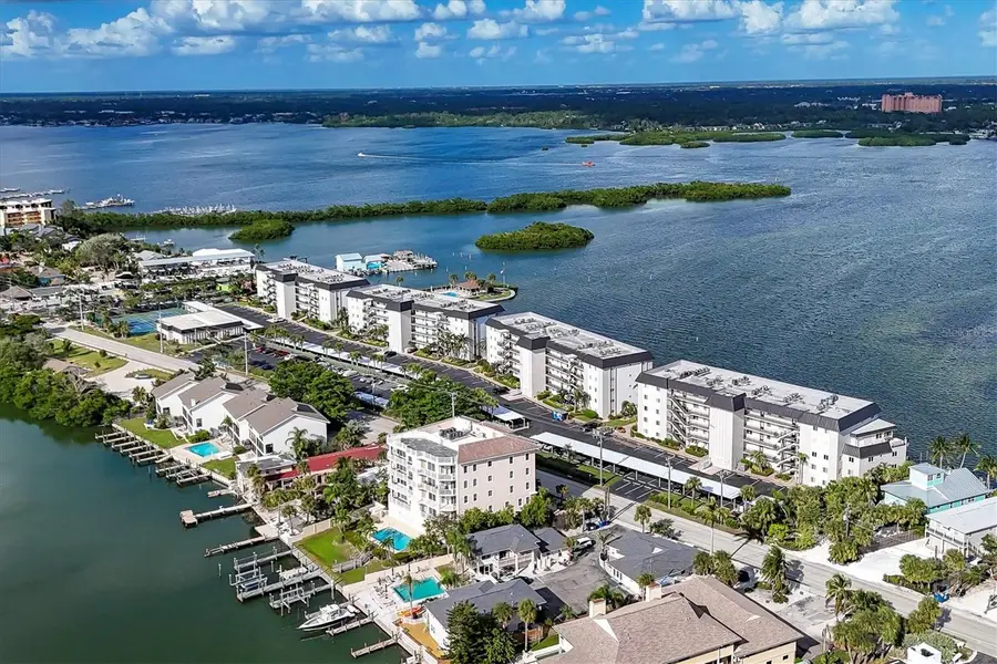 9011 Midnight Pass Road #426, Sarasota, FL 34242 - Image #3