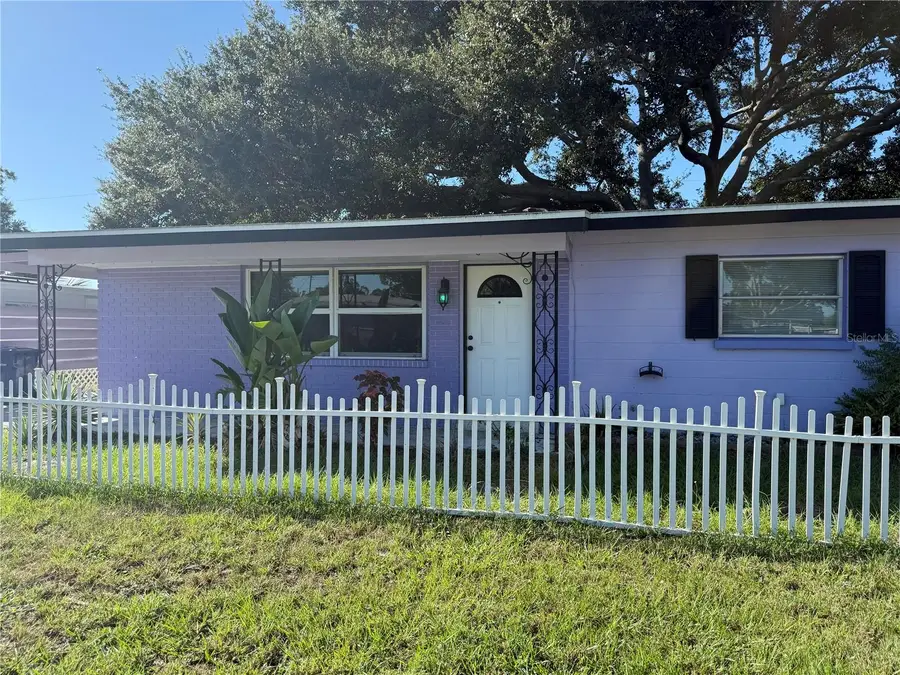 3708 Lalani Boulevard, Sarasota, FL 34232 - Image #2