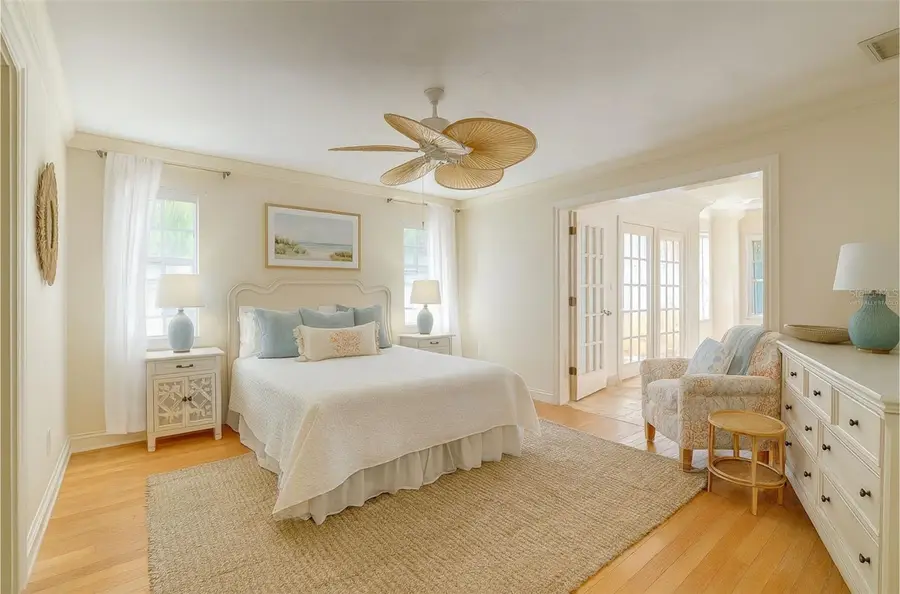 226 Ogden Street, Sarasota, FL 34242 - Image #3