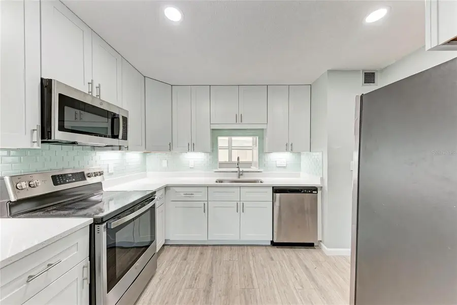 6300 Flotilla Drive #105, Holmes Beach, FL 34217 - Image #3