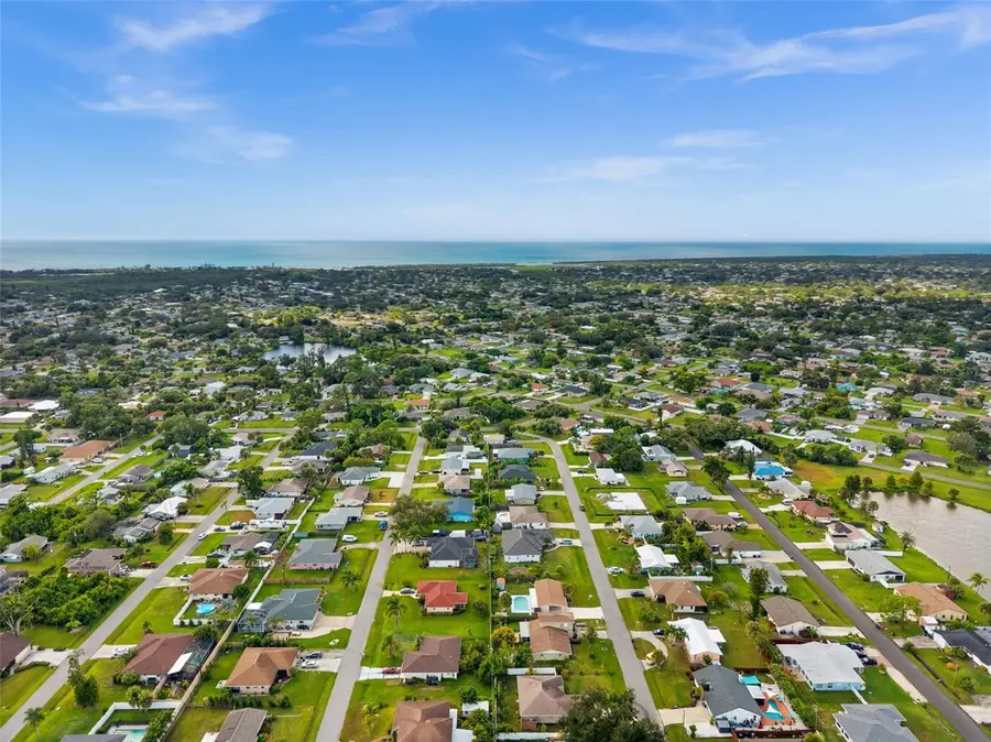 219 Coral Road, Venice, FL 34293 - Image #2