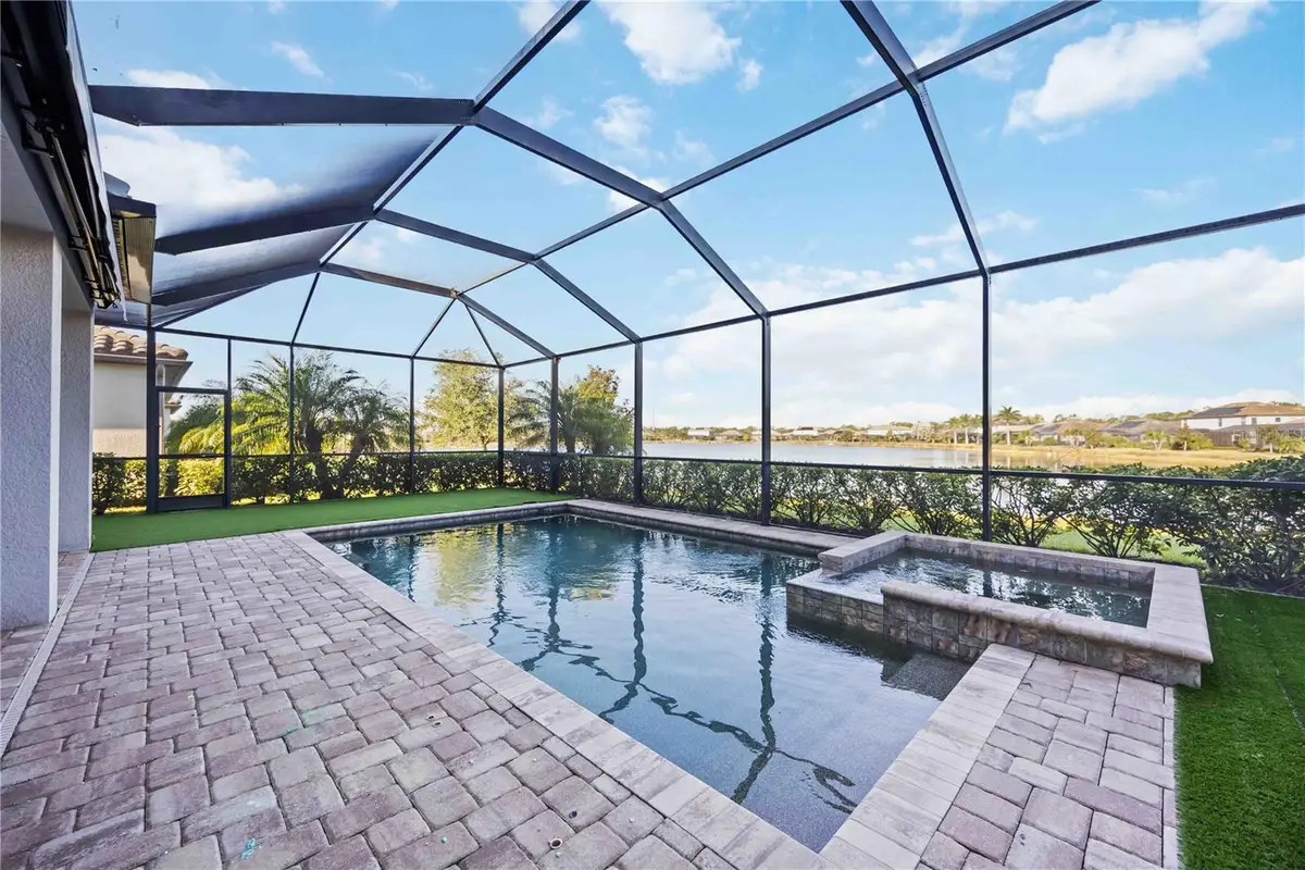 6410 Rosehill Farm Run, Bradenton, FL 34211 - Image #1