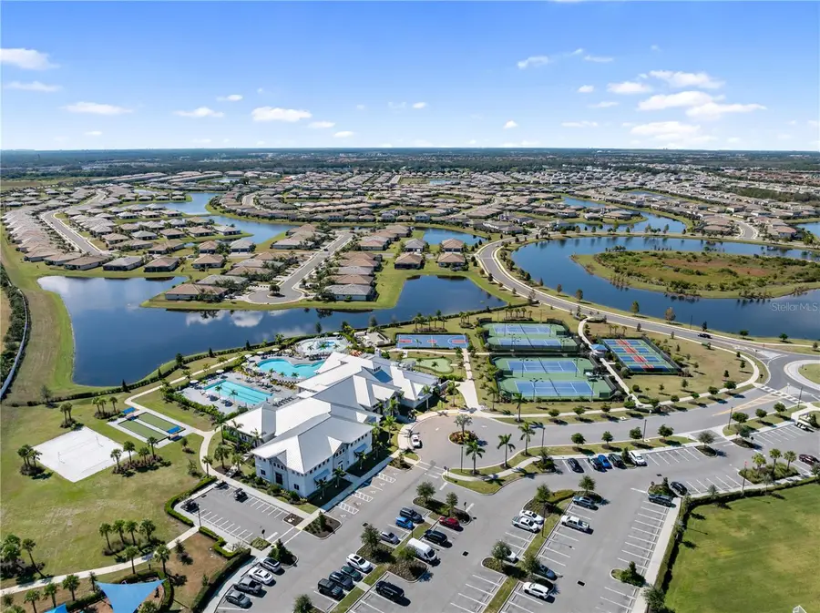 4889 Seafoam Trail, Bradenton, FL 34211 - Image #2