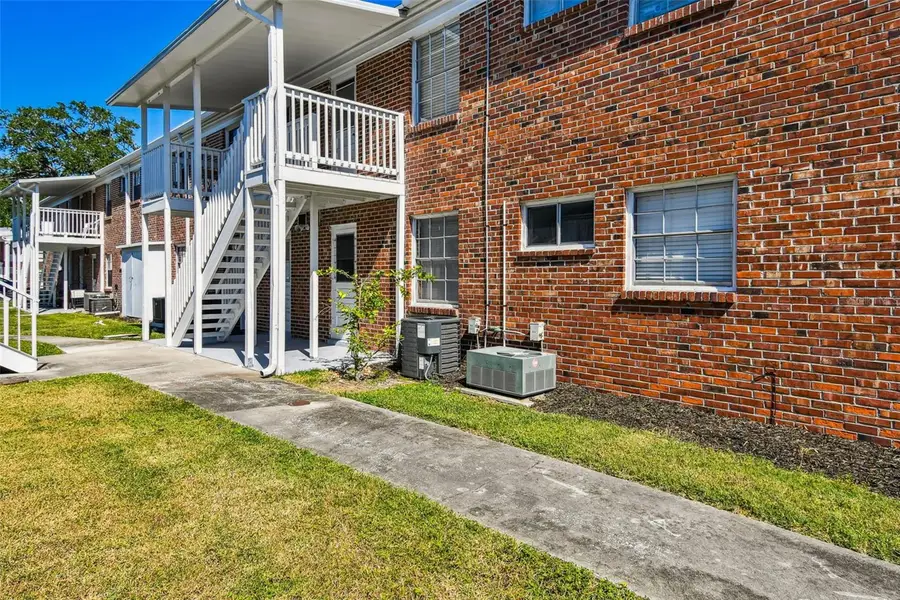 4507 9th Street W #E1, Bradenton, FL 34207 - Image #3